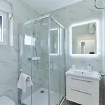 Holiday home Sunrise By Interhome