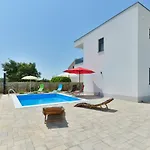 Holiday home Sunrise By Interhome *