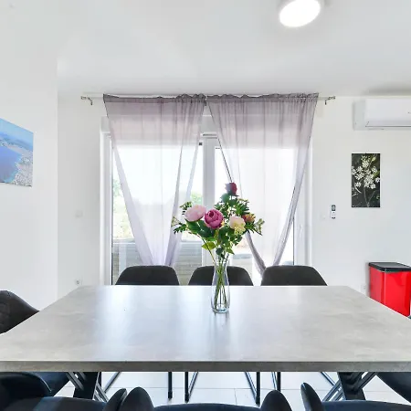 Sunrise By Interhome Vodice