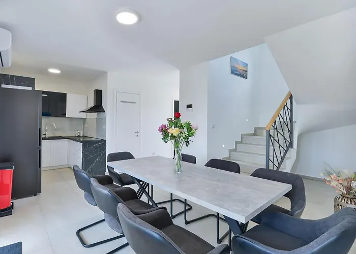 Vikendica Sunrise By Interhome Vodice